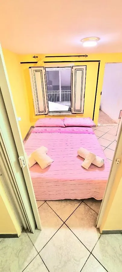 Independent Room Near Ortigia Island Syracuse Appartamento